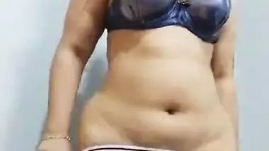 Horny Sexy Beautiful Slim Call Girl Sucking & Fucking A Huge Cock Part 1