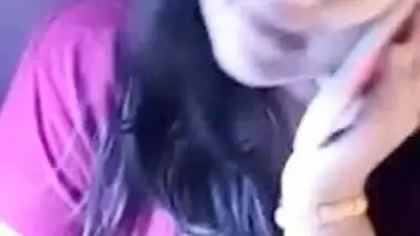 cute desi college girl in train slight rub scratch on boob-no nudity