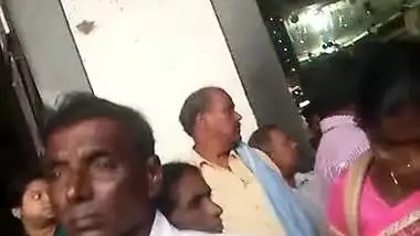 Old groper groping&shing dick into aunty ass in crowd part-1