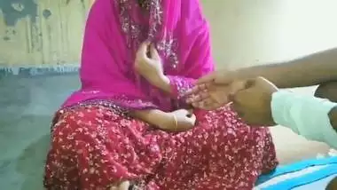 Indian Suhagrat - First Time Sex with Bhabhi devar ne bhabhi k chut or gaand dono ko choda full tight pussy clear voice