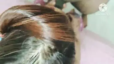 Indian Desi Jija Sali Sex Viral Video In Oyo Hotel Room Hindi audio.