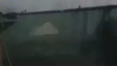 Desi maid bathing spycam video