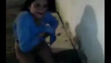 Hindi sex clip of a nice-looking house wife having sex with her tenant