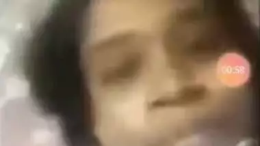 Desi wench with nose piercing brings some porn in the video call