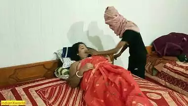 Indian beautiful bhabhi hardcore sex with local thief at night!!