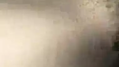 India first time f*** she is school girl I am first time sex with her she f****** good she hot and sexy big boobs and big bussy I really enjoy it