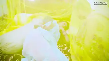 Desi Bihari Bhabhi Ki Hot Navel aur Body ko dekh Devar ne chod dala ( Hindi Audio )