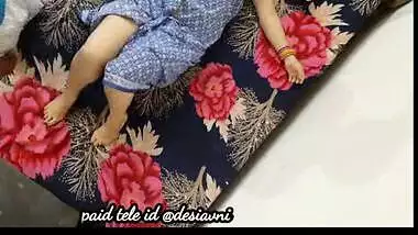 Badi bahan aur chote bhai ke fuck ki choda chodi sexy bf