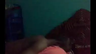 Desi bhabhi enjoys early morning sex with her horny husband