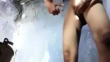 Today Exclusive- Cute Desi Girl Record Her Nude Video Part 3