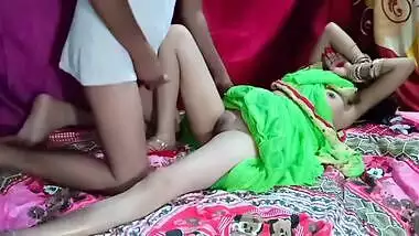 Indian Newly married bhabhi wedding night sex homemade