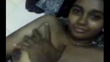 Teen Girlfriend Exposes Her Big Boobs And Hairless Pussy