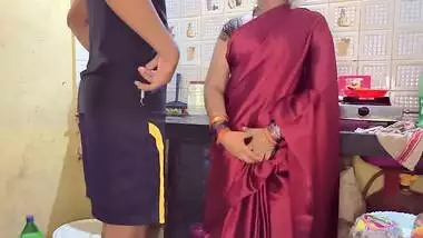 Part 2 Indian Stepmom Got Caught By Stepson While Taking To Her Boyfriend