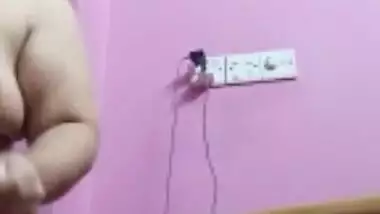 Bangladeshi sex video chat of chubby bhabhi