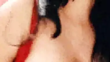 Super Horny Desi Bhabhi Shows her Boobs and Pussy 3 clips part 2