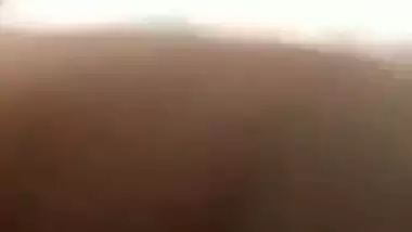 Poor lady fucks outdoors for money in Pakistani porn