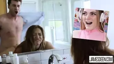 CARLY RAE SUMMERS REACTS TO JAMES DEEN VS SARA LUVV - HONEST PORN REACTIONS - HPR09