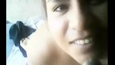 Cute chubby bhabhi from Indore gives mind blowing blowjob