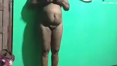 Desi Bhabi Wanted A Good Hardcore Fuck From Husbands Friend