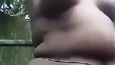 Bengali village Desi XXX wife shows her nude body on selfie cam outdoors