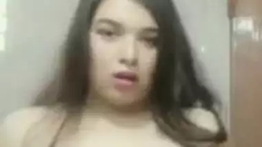 Bangladeshi Super Sexy Girl With Bangla Talk ( Dekh Dud Gula Koto Boro Hoise )