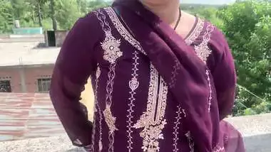 Bhojpuri desi Bhabhi gave me full pleasure of her pussy and body Hindi Audio