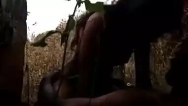 Desi XXX video - Local boy outdoor fucking unsatisfied indian wife