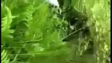 Desi mms sex, Horny Tamil couple was caught fucking outdoor in bushes