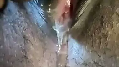 Guy licks his Bhabhi’s juicy cunt in Tamil xxx MMS