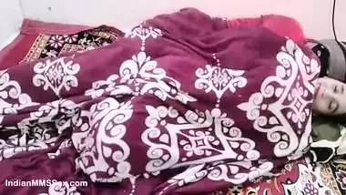 Hairy Indian Pussy Wife Curry Cream Pie