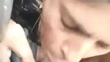 Telegu Desi XXX wife gives a good blowjob in a car MMS video