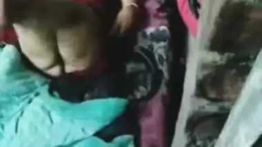 Village desi XXX girl’s pussy captured on cam secretly