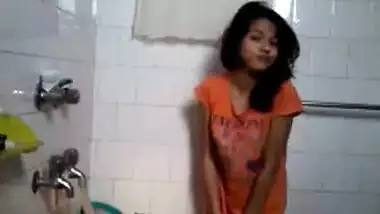 Teen Desi selfie striptease