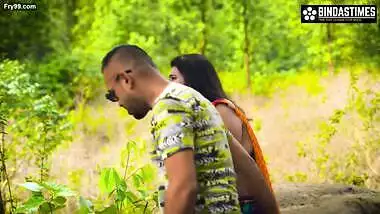 Jungle sex with Desi Super Sexy Big Fat Woman Sucharita Outdoor ( Hindi Audio )