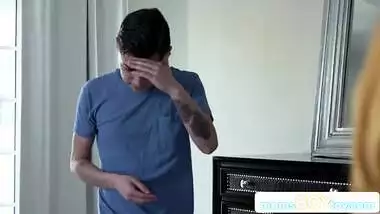 Big Tit Stepmom Lauren Phillips Says 